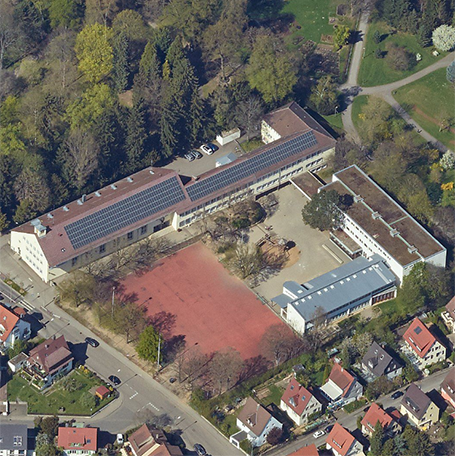 Zwischen Körschtalschule und Paracelsus-Gymnasium ist ein Menauneubau geplant. Foto: Stadtmessungsamt