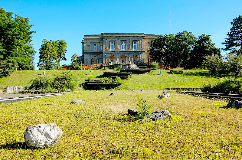Die Villa Berg im Frühsommer 2016