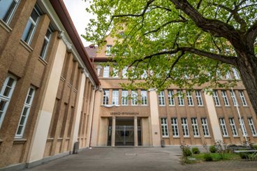 Das denkmalgeschützte Gebäude des Leibniz-Gymnasiums bleibt trotz des geplanten Schulcampus erhalten. Foto: Thomas Wagner