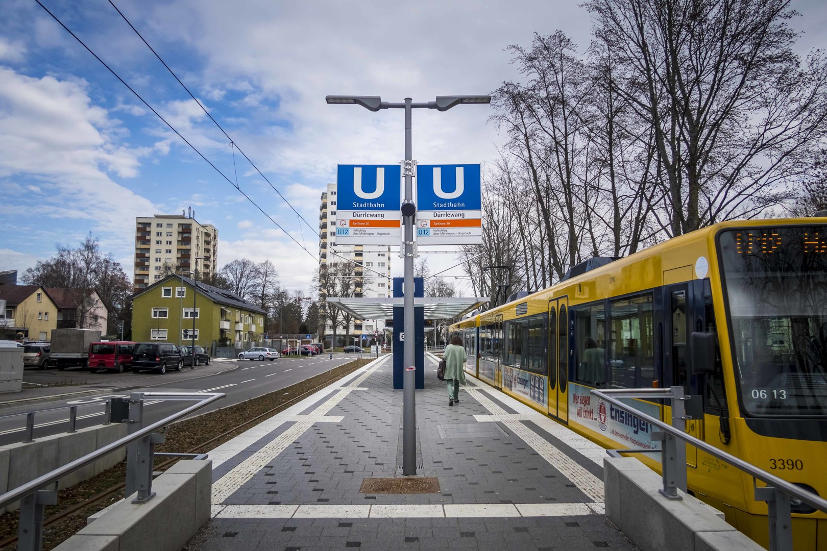 Die neue Endhaltestelle Dürrlewang der Stadtbahnlinie U12 wurde im Mai 2016 eröffnet. Foto: Thomas Wagner