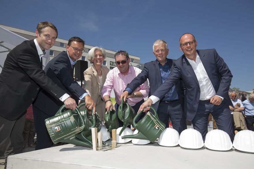 Grundsteinlegung f&uuml;r das Baufeld Ost. Foto: Leif Piechowski