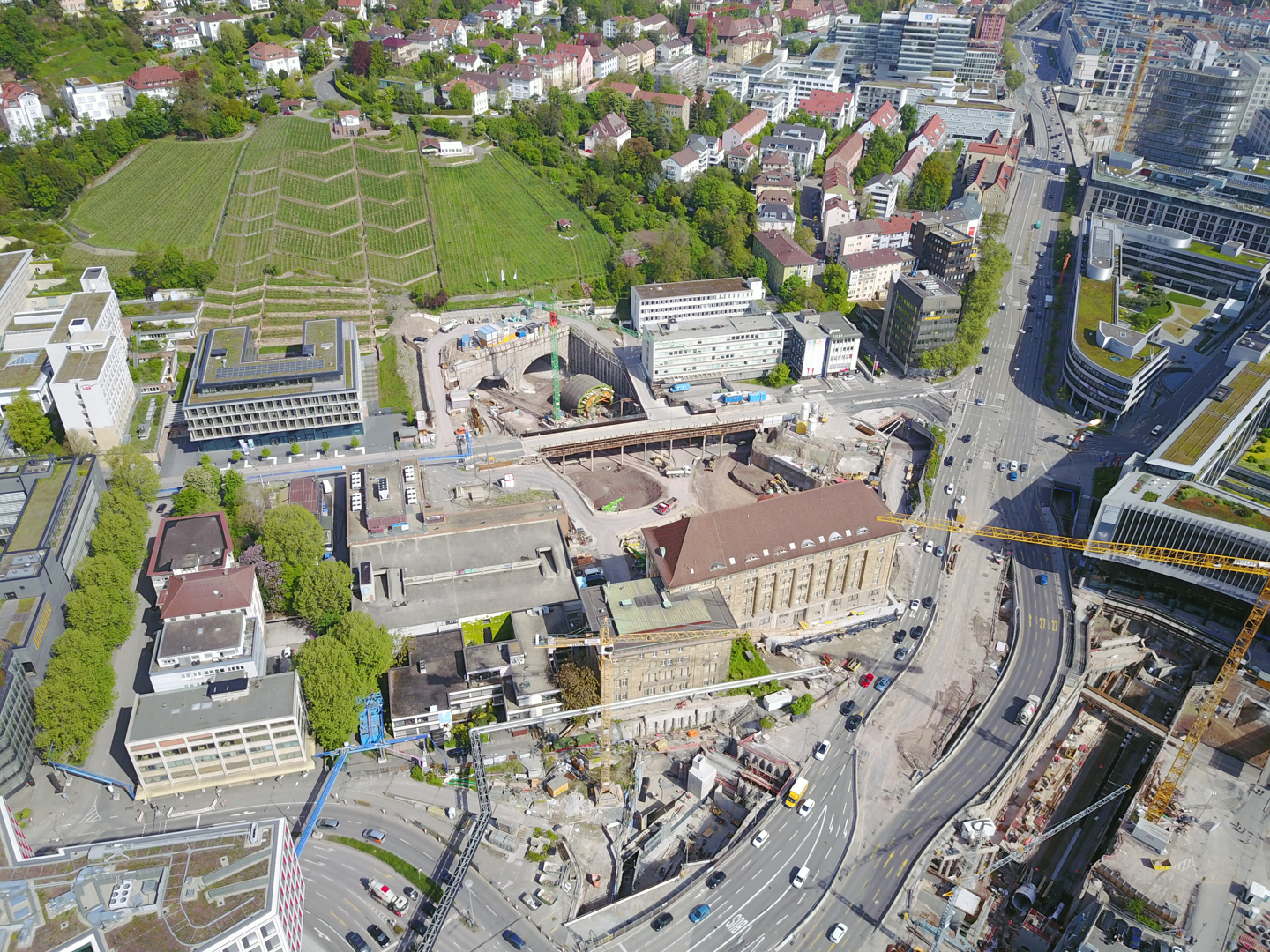 Rund um die &bdquo;Alte Bahndirektion&ldquo; soll ein attraktives Quartier entstehen. Foto: W2 Development