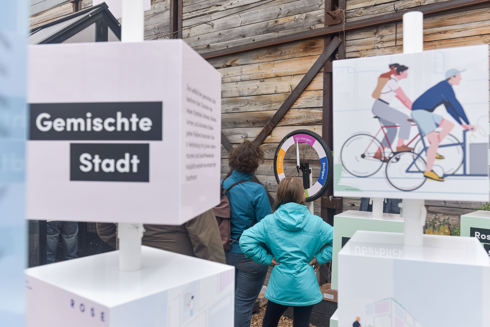 Das Foto zeigt Teile des Rosensteinstandes. Foto: Max Kovalenko/Stadt Stuttgart