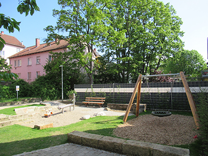 Die Nestschaukel war ein Wunsch der Kinder.